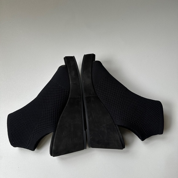 Eileen Fisher Warrick Knit Wedge Sandals Size 9.5 - Picture 7 of 9